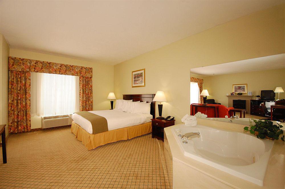 Holiday Inn Express Dandridge, An Ihg Hotel Bagian luar foto