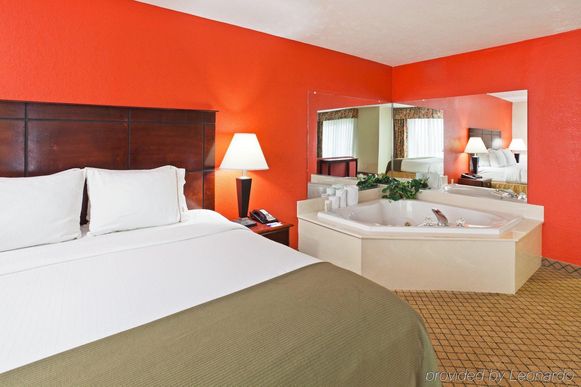 Holiday Inn Express Dandridge, An Ihg Hotel Bagian luar foto